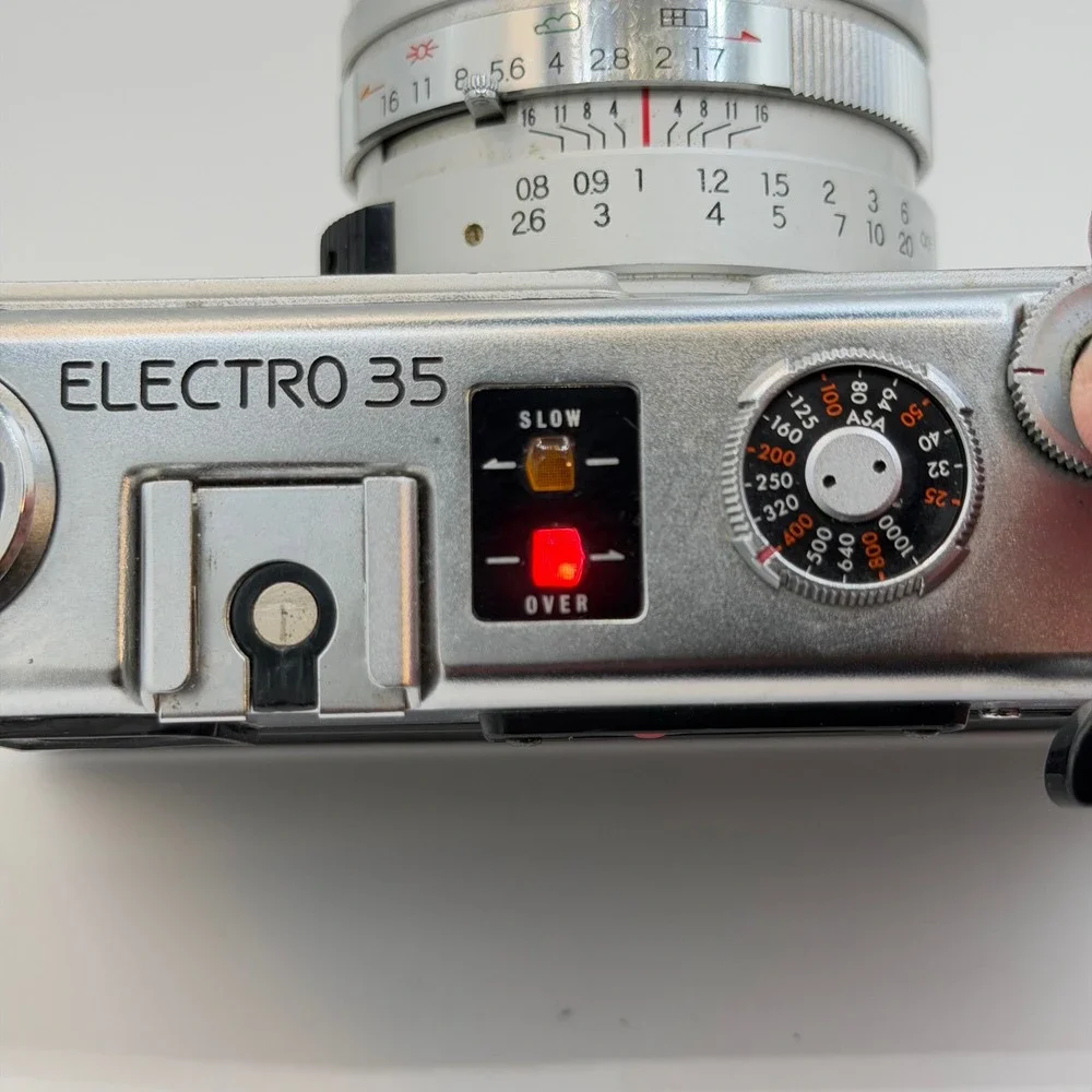 Yashica Electro 35 GSN Rangefinder Camera Color-Yashinon DX 45mm f1.7 Lens Japan
